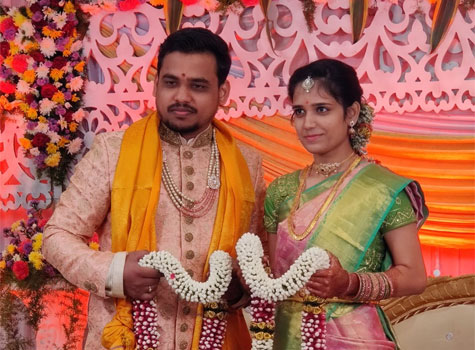 KADLE SOWMYA & THIPPADAPALLI KALYAN
