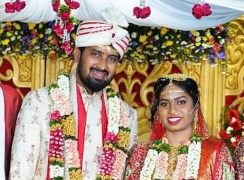 ALLI GOWRI NAGA BHAVYASREE (VL6287) & SIRIGIRIPET ROHAN (VL6761)