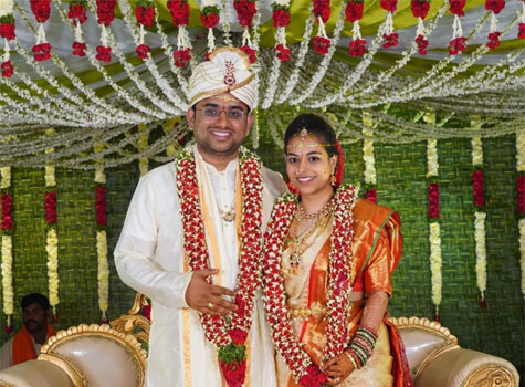UDAY KANTH (VL6464) & SRUJANA (VL6000)